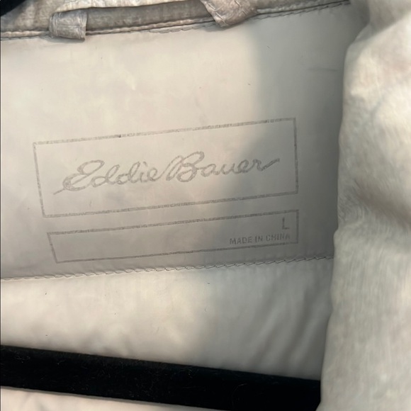 Gray Puffer Jacket - Eddie Bauer - Picture 5 of 13